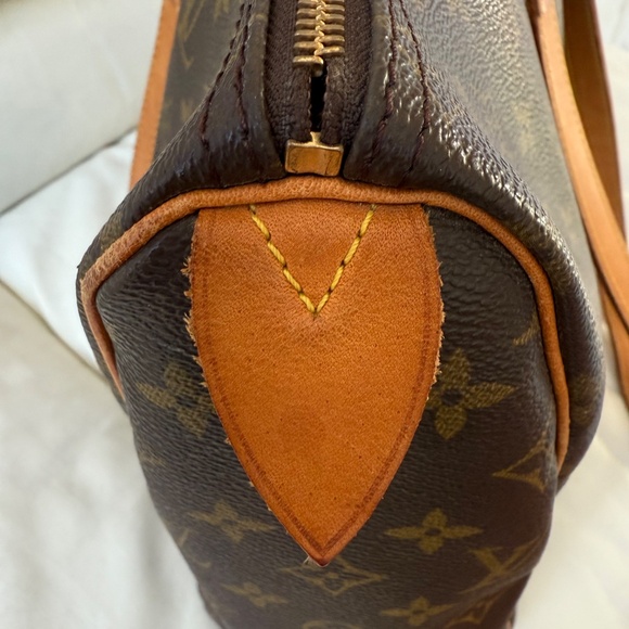 Authentic. Rare. Discontinued. Louis Vuitton Sac Flanerie 50 Tote - Picture 3 of 10